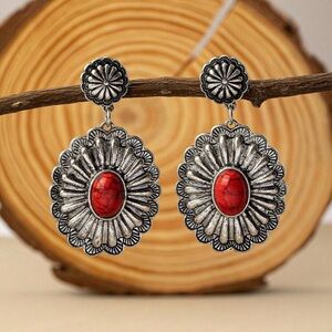 Silver and Red Western Bundle